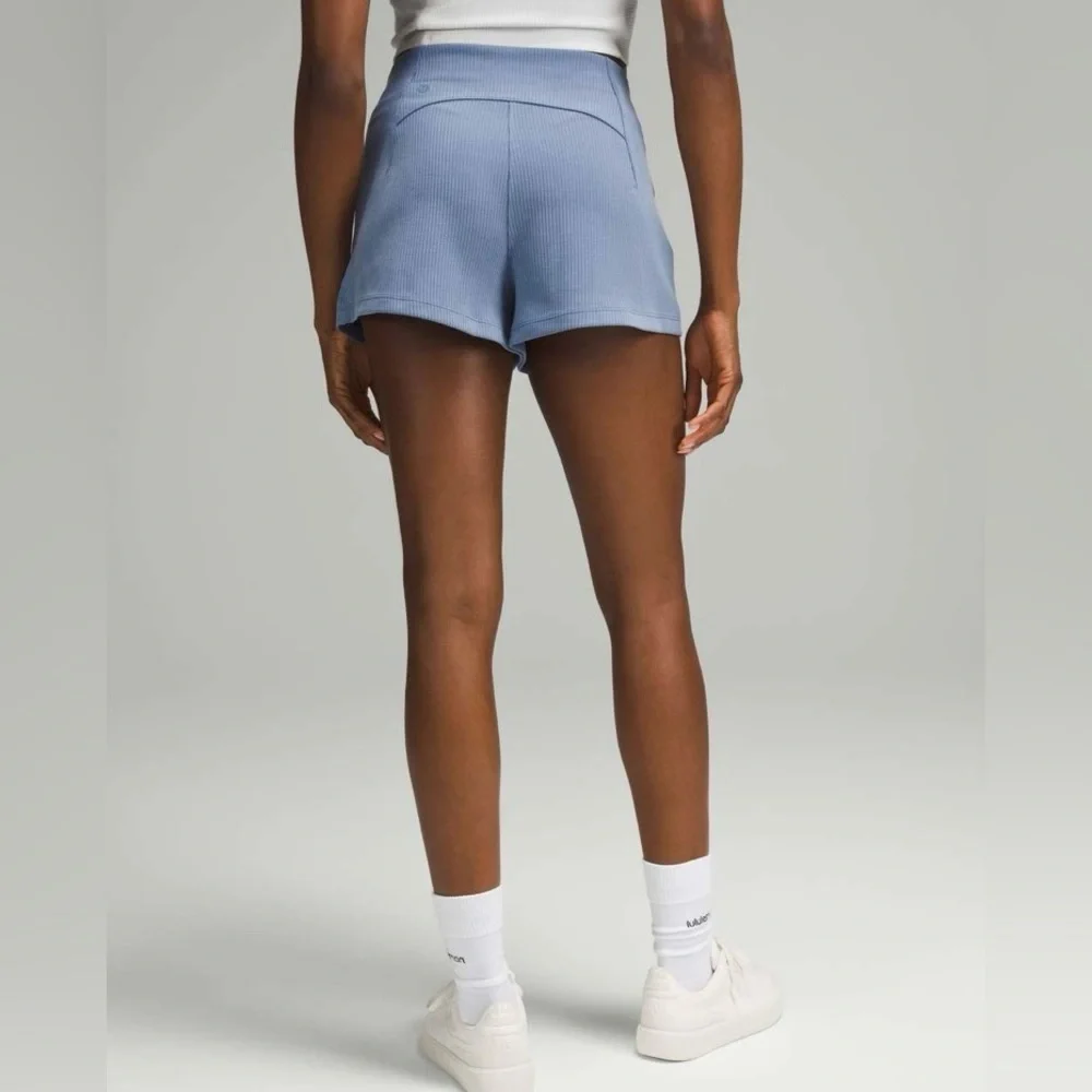 Lululemon Ribbed Softstreme High-Rise Short 2